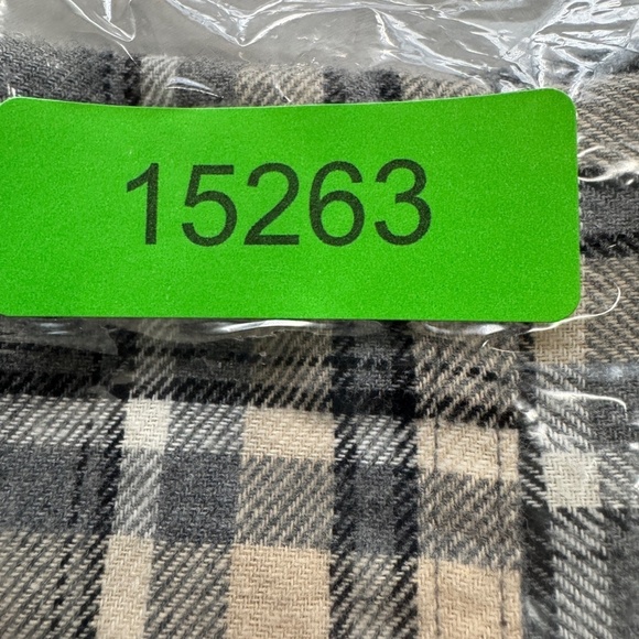 NEW Old Navy Women's Gray/Beige Plaid Boyfriend Button Up Shirt Medium Chore - Picture 14 of 14